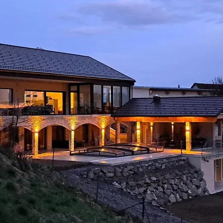 Urlaubsoase Huegelperle Apartmán *