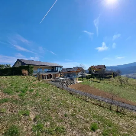 Urlaubsoase Huegelperle Apartmán Bad Gleichenberg